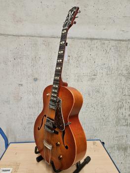 Godin 5th Avenue Jumbo HB Memphis Sun - DEMO