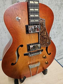 Godin 5th Avenue Jumbo HB Memphis Sun - DEMO