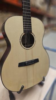 Preview: Kremona R35 Demo inkl. Kremona DLX Gig Bag