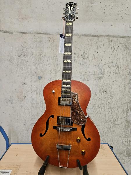 Godin 5th Avenue Jumbo HB Memphis Sun - DEMO