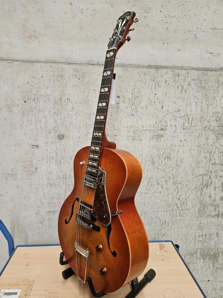 Godin 5th Avenue Jumbo HB Memphis Sun - DEMO