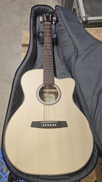 Kremona M25 Demo inkl. Premium Gig Bag - WIE NEU